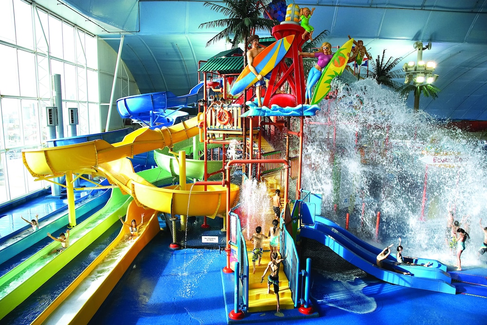 Skyline Hotel & Waterpark in Niagara Falls Best Rates & Deals on Orbitz