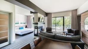 TV, fireplace, iPod dock