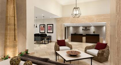 Ramada Plaza Leon