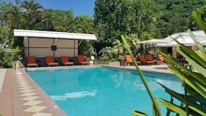 Outdoor pool, pool umbrellas