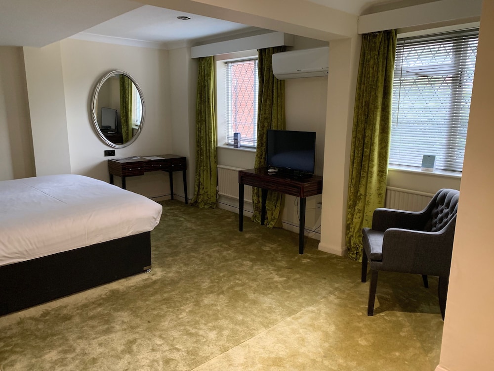 Mercure Birmingham North Barons Court Hotel