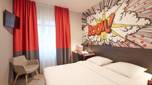 Coffre-forts dans les chambres, bureau, rideaux occultants