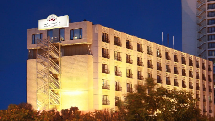 Grand Palace Hotel
