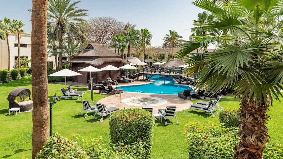 Le Meridien Dubai Hotel & Conference Centre