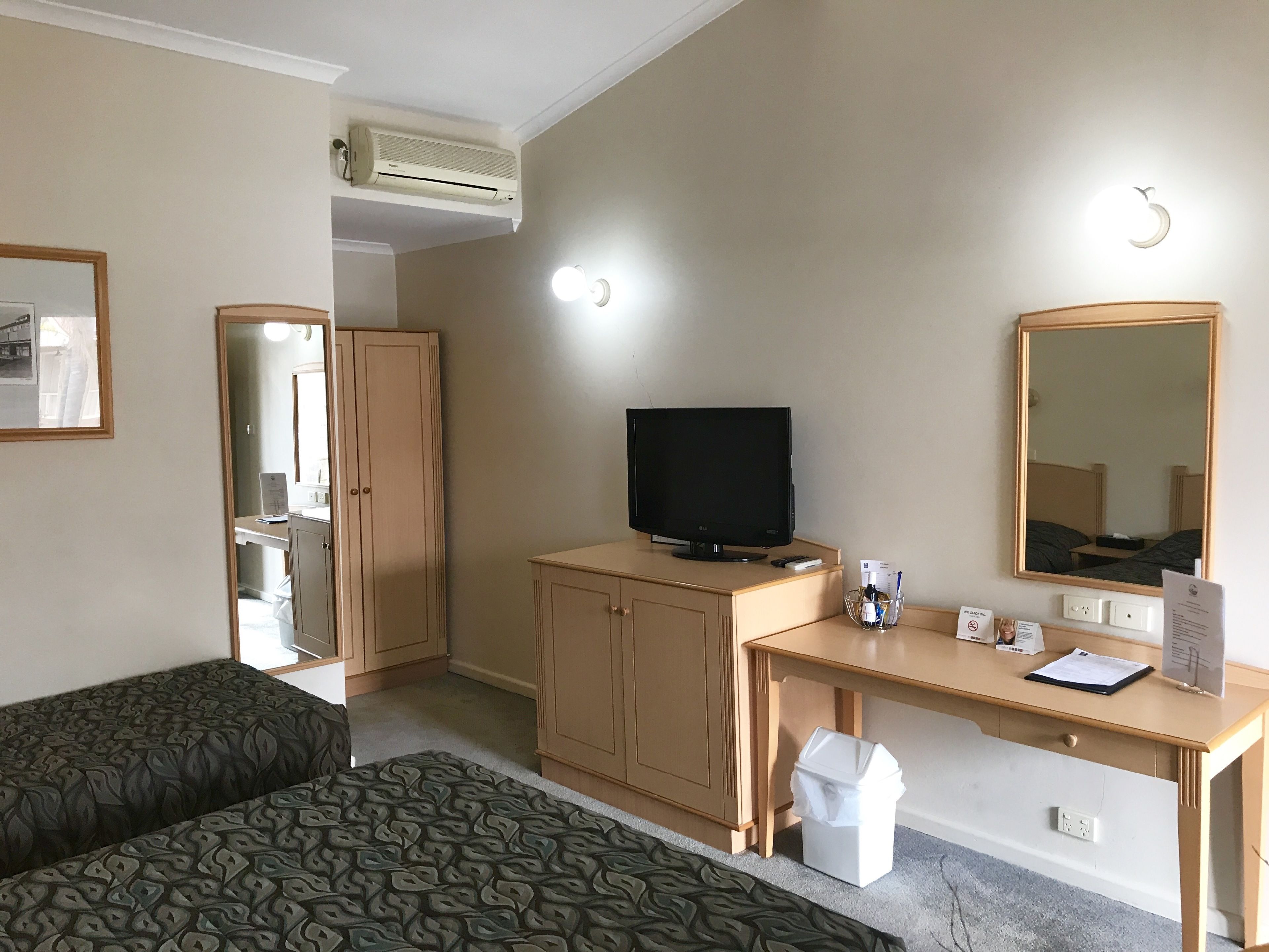 Comfort Inn Blue Lagoon