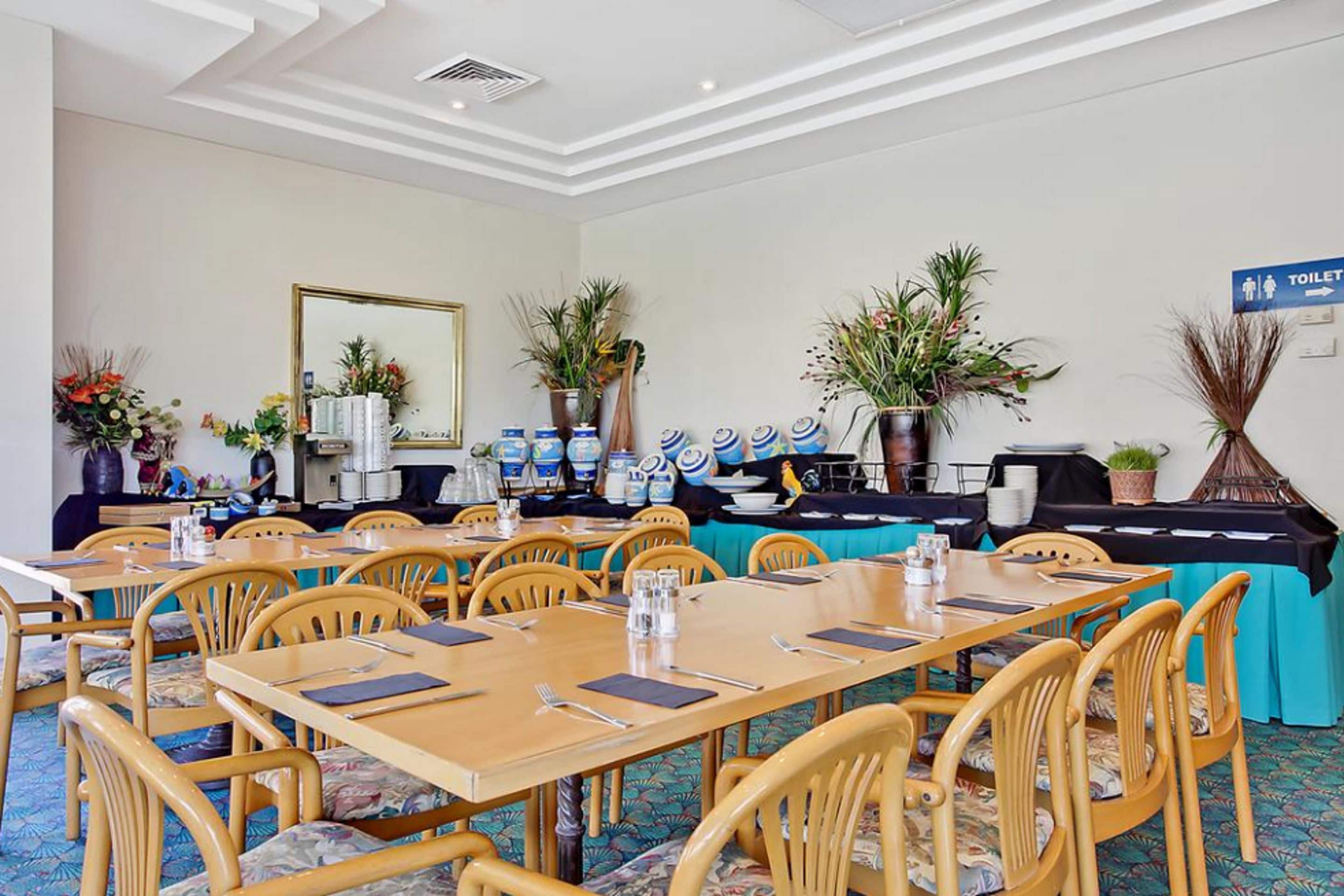 Comfort Inn Blue Lagoon