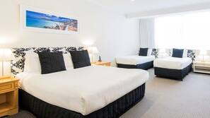 Premium bedding, minibar, desk, blackout curtains