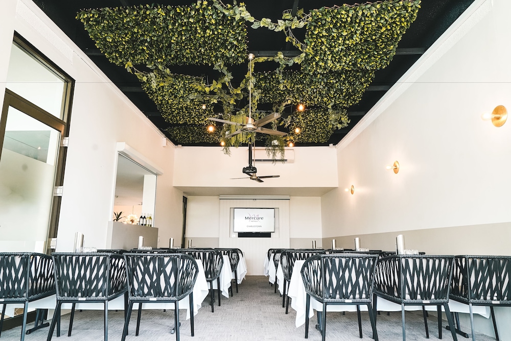 Mercure Charlestown