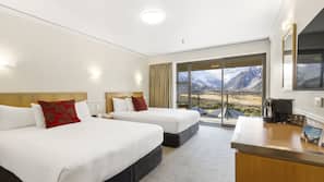 Free WiFi, linens, wheelchair access