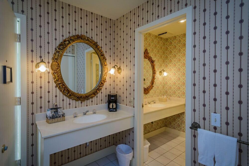 Bathroom sink, Hill House Inn