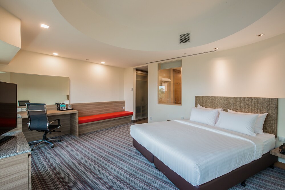 Village Hotel Changi By Far East Hospitality Sg Clean In Singapore Hotel Rates Reviews On Orbitz Village Hotel Changi By Far East Hospitality Sg Clean In Singapore Hotel Rates Reviews On Orbitz