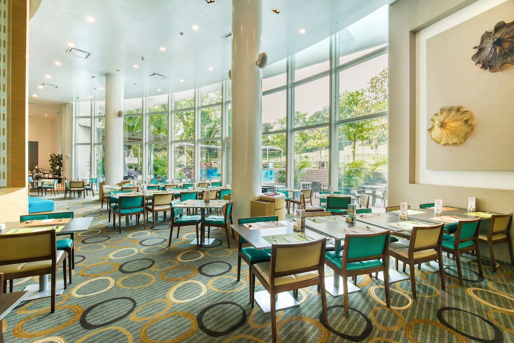 Village Hotel Changi By Far East Hospitality Sg Clean In Singapore Best Rates Deals On Orbitz