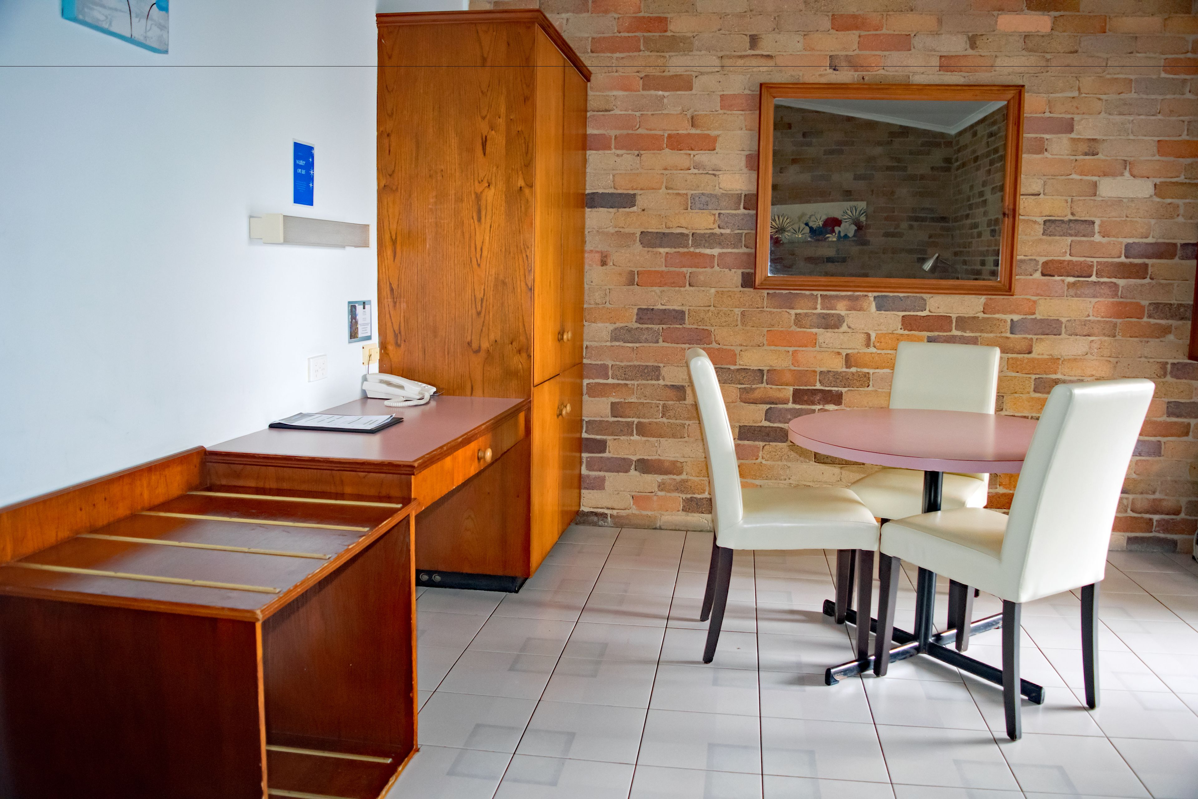 Rest Point Motor Inn