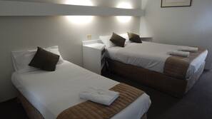Desk, laptop workspace, iron/ironing board, free WiFi