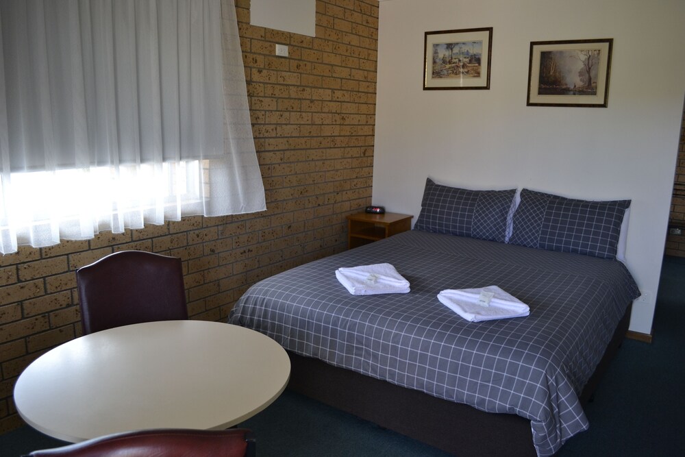 Colac Mid City Motor Inn