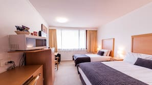 Minibar, desk, iron/ironing board, WiFi