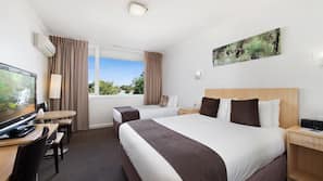 Desk, iron/ironing board, free WiFi, linens