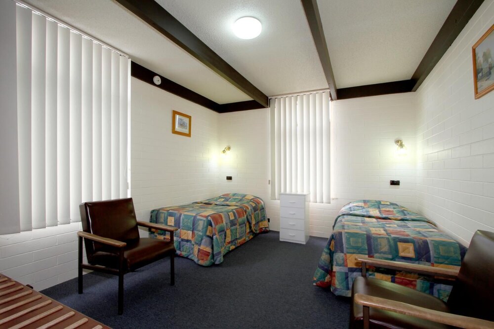 Midtown Motor Inn