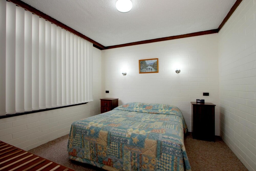 Midtown Motor Inn