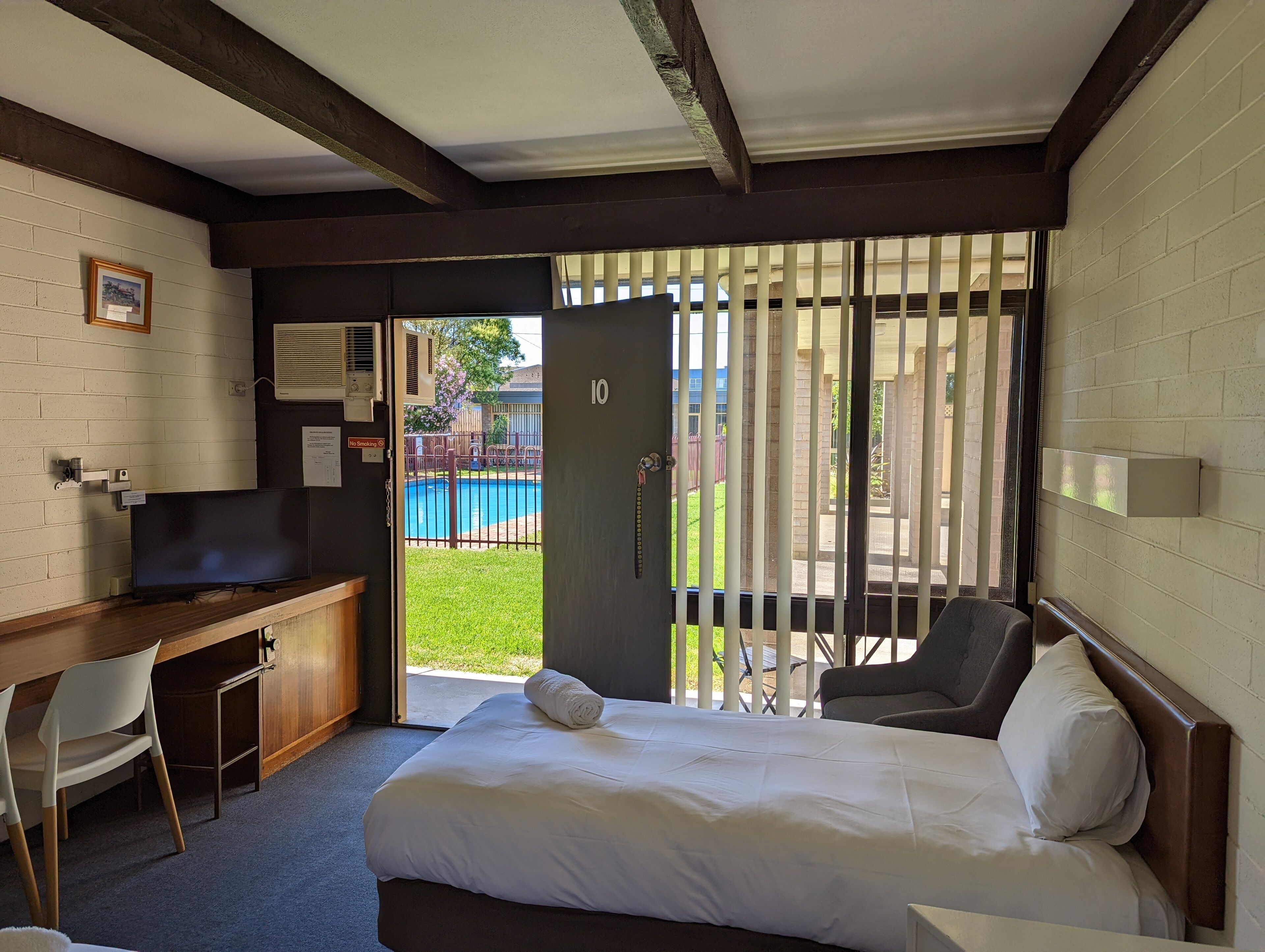 Midtown Motor Inn in Sale, Australia