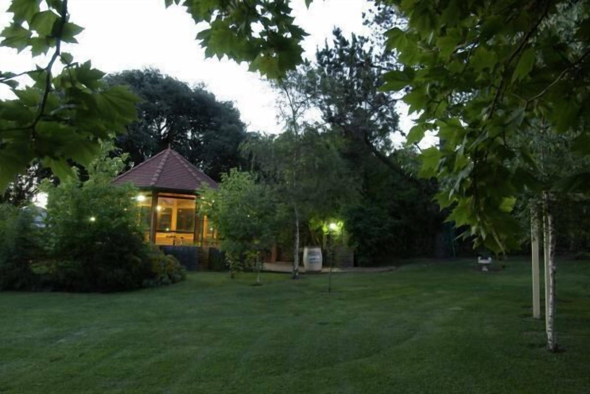 Best Western Cotswold Gardens