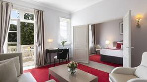 Premium bedding, pillow-top beds, minibar, in-room safe