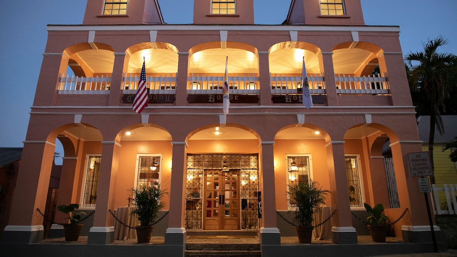 Company House Hotel