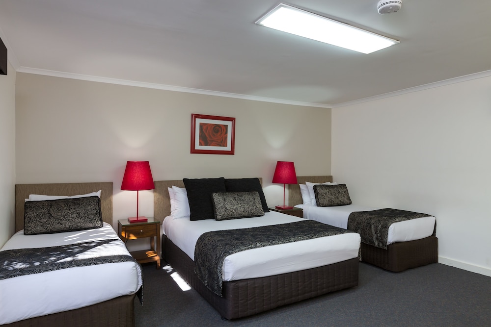 All Seasons Resort