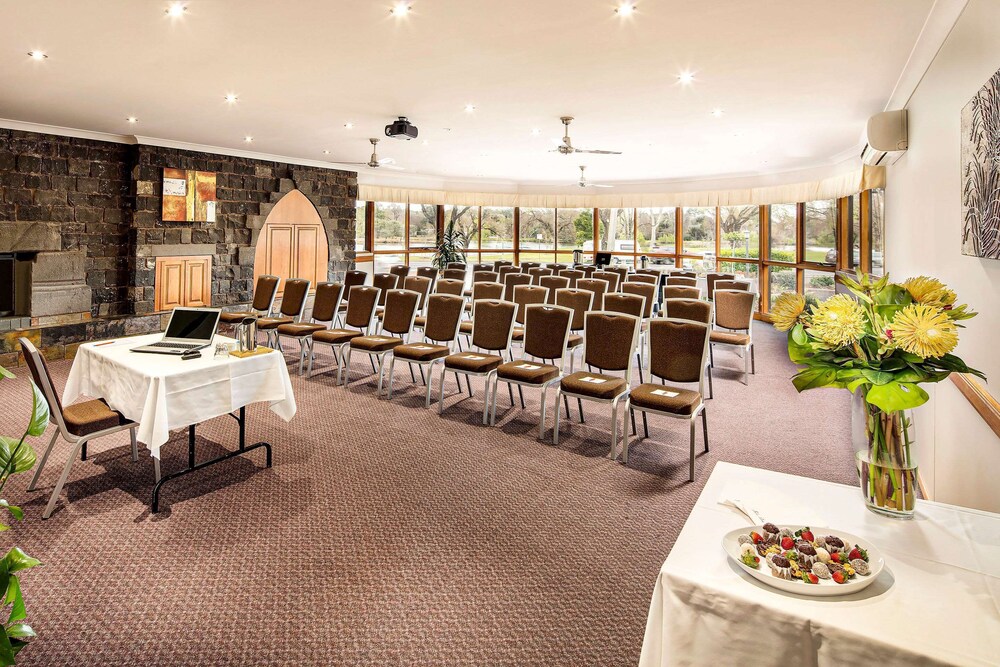 Meeting facility, Julie-Anna Inn, Bendigo