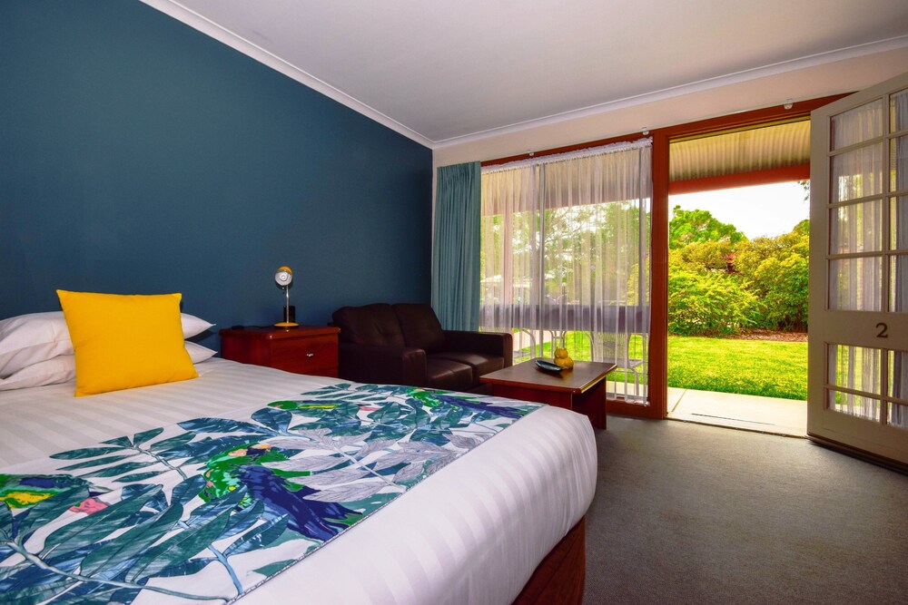 River Country Inn