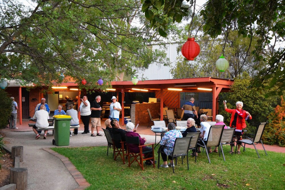 BBQ/picnic area, River Country Inn