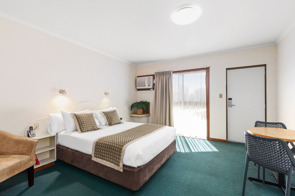 Presidential Motel