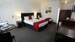 Minibar, in-room safe, desk, iron/ironing board