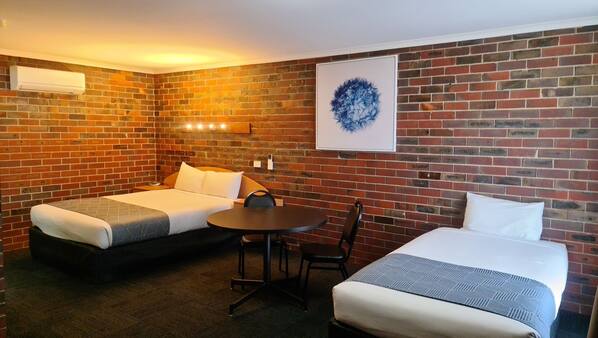 Premium bedding, minibar, desk, iron/ironing board