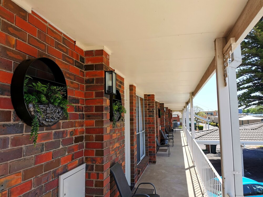 Townhouse Motor Inn