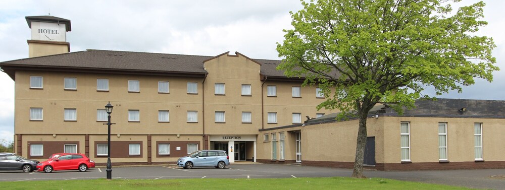 The Cairn Hotel
