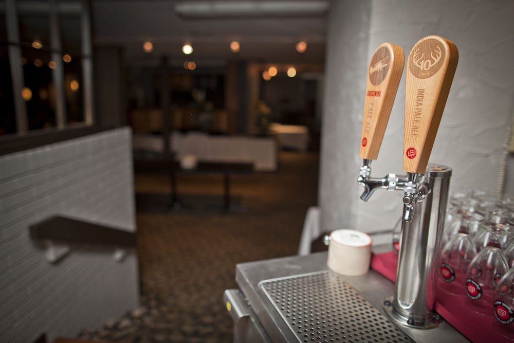 Ramada by Wyndham Pinewood Park Resort North Bay in North Bay Best