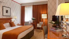 1 chambre, minibar, coffre-forts dans les chambres, bureau