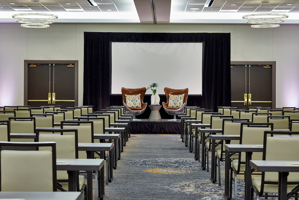 Meeting facility, Renaissance Chicago Glenview Suites Hotel