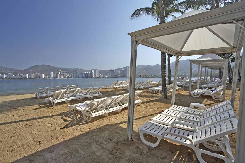 Park Royal Beach Acapulco - All Inclusive