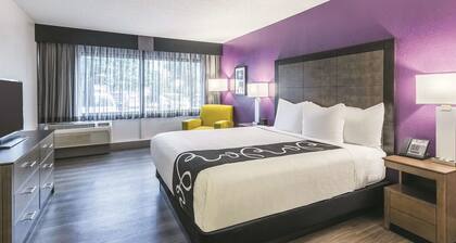 La Quinta Inn & Suites by Wyndham Virginia Beach