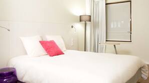 Matelas Select Comfort, coffres-forts dans les chambres
