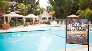 Außenpool, geöffnet von 06:00 Uhr bis 22:00 Uhr, Cabañas (kostenlos)