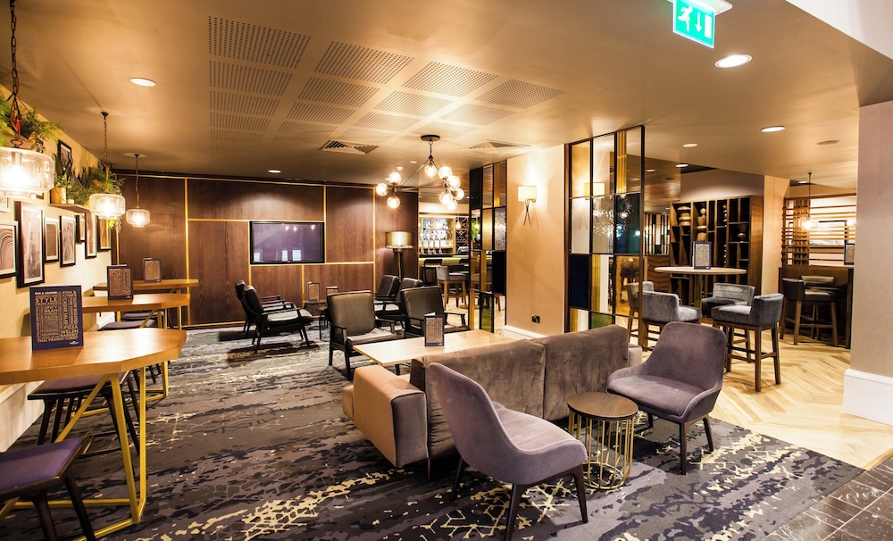 Bar (on property), Crowne Plaza Leeds, an IHG Hotel