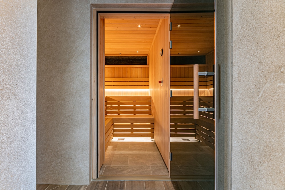 Sauna, Richmond Harbour Hotel & Spa