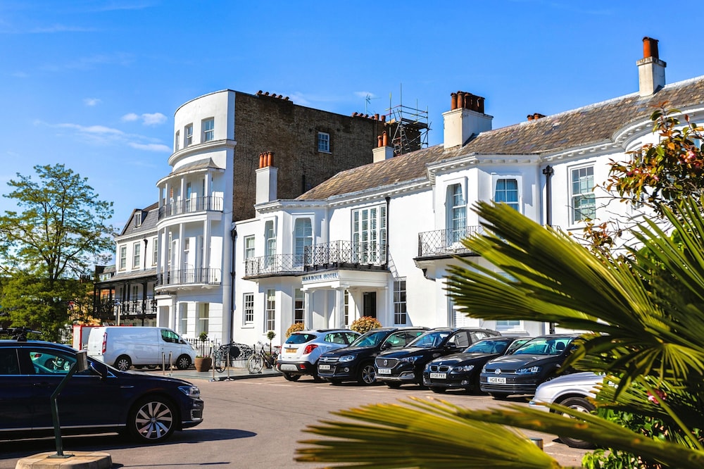 Exterior, Richmond Harbour Hotel & Spa