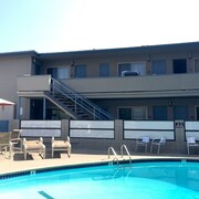 Good Nite Inn West Los Angeles Century City 2018 Room Prices Deals Outdoor Pool