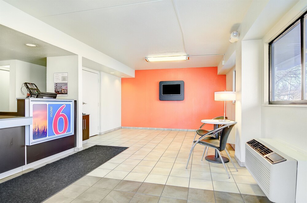 Motel 6 Springfield, MO - North