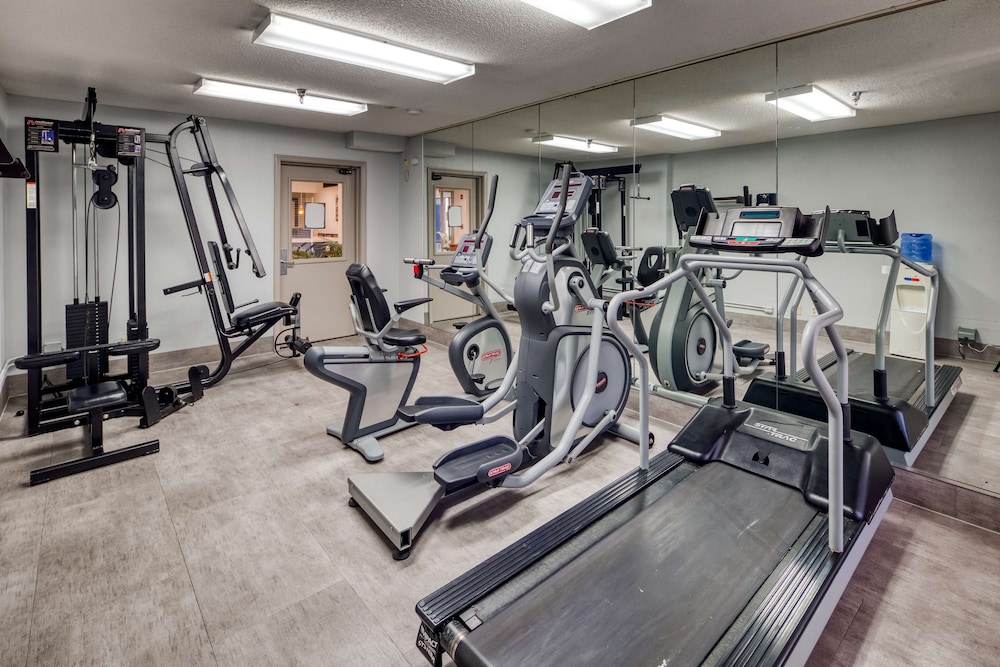 Fitness facility, SureStay Plus Hotel by Best Western Durham Medical Center