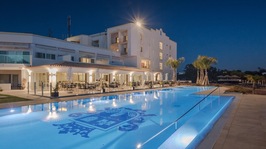 Dona Filipa Hotel